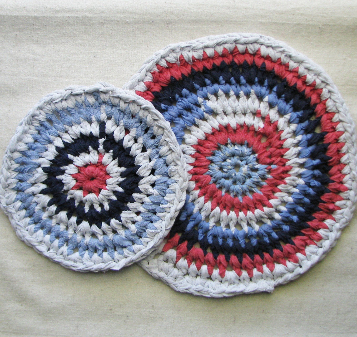 2 round crocheted trivets in eco-friendly t-shirt yarn, 11" and 8", Patriotic red white and blue