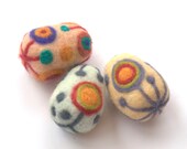 Felted pastel eggs or balls home decor 3 wool handmade ornaments decorations gift Mother children toy flower yellow pink sachet lavender