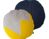 Yellow and grey dots - Screenprinted cushion