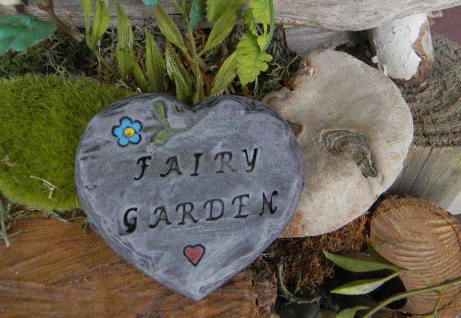 FAIRY Garden  Sign Heart Slate  Sign..   Meow Cats rule   - miniature ceramic sign Stepping stone