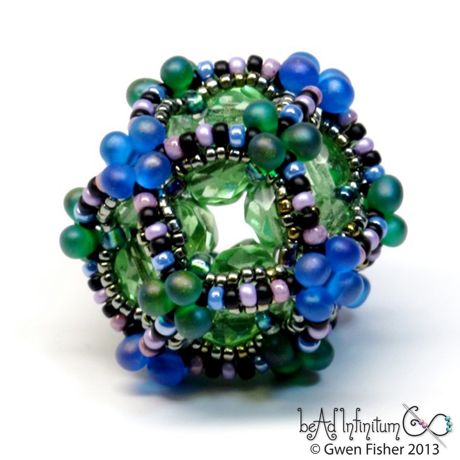 Ionic Rhombic Dodecahedron in Beads for the Math Nerd in You - Green