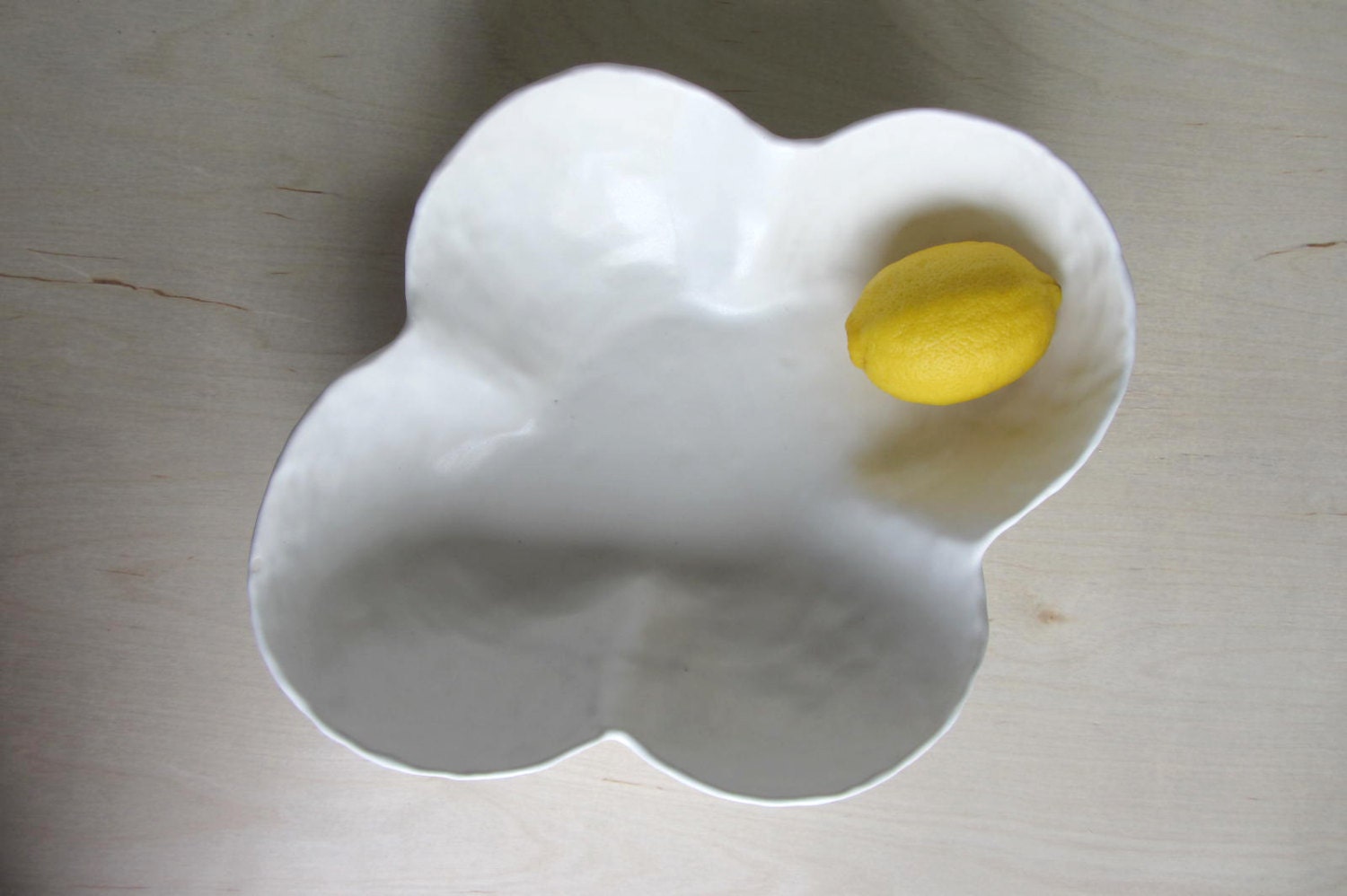 White Porcelain Cloud Serving Bowl