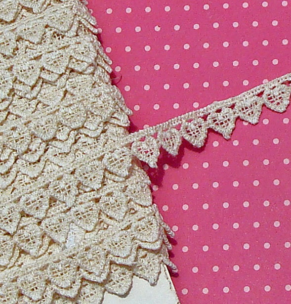 Antique Lace Vintage Lace Trim Small Scale Hearts