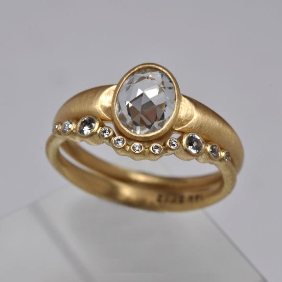 Rose cut sapphire Crescent engagement & wedding ring set - 18k yellow gold