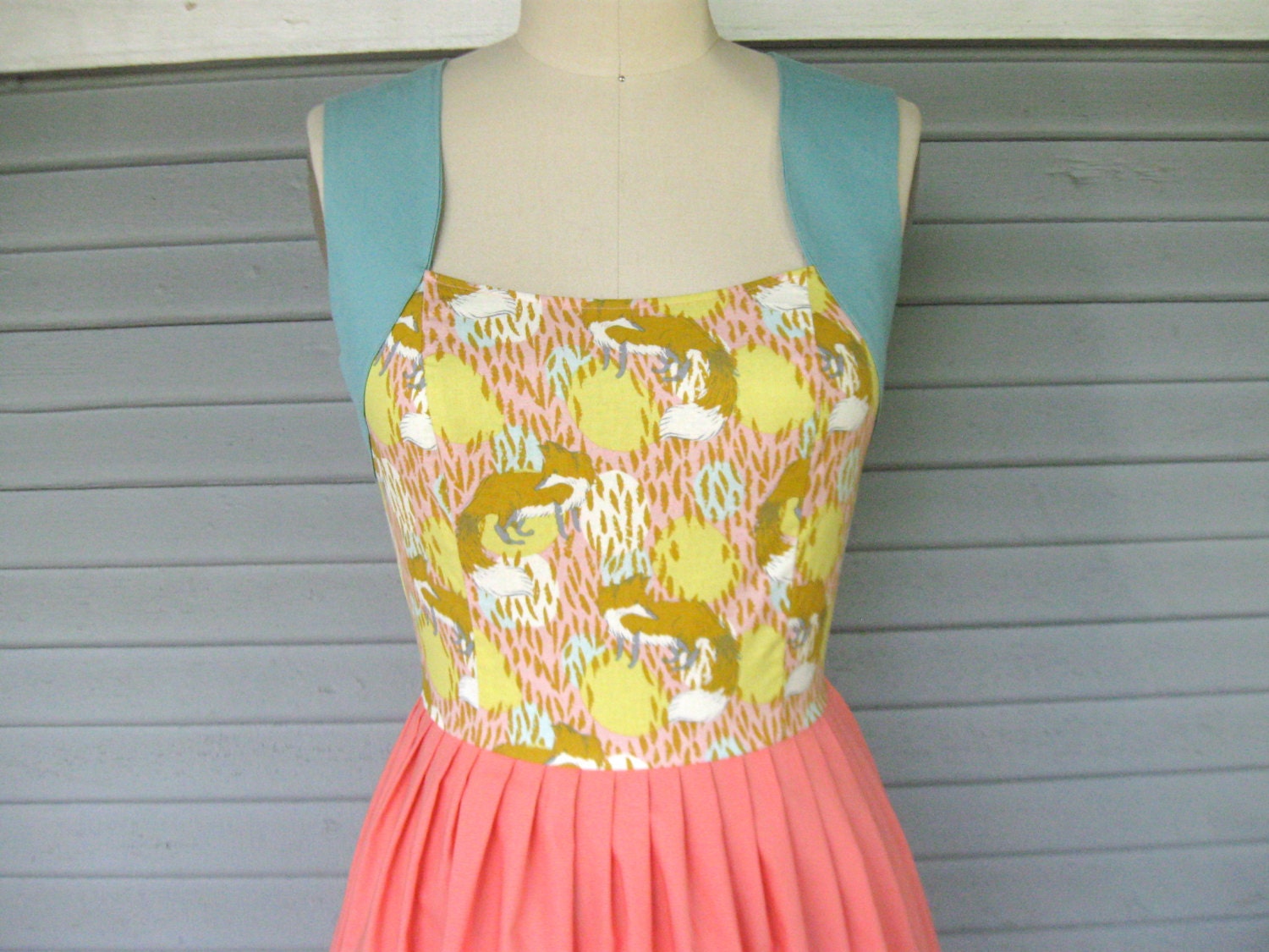 She's A Fox sundress Sz 4