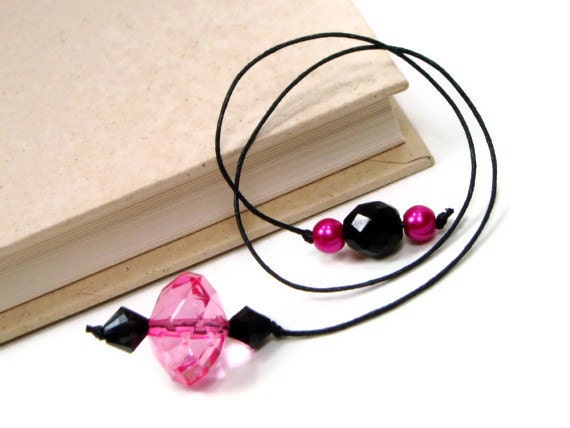 Book Thong Bookmark, Beaded, Book Cord, Book String, Gift under 5, Pink, Black, TJBdesigns, Teacher Gift