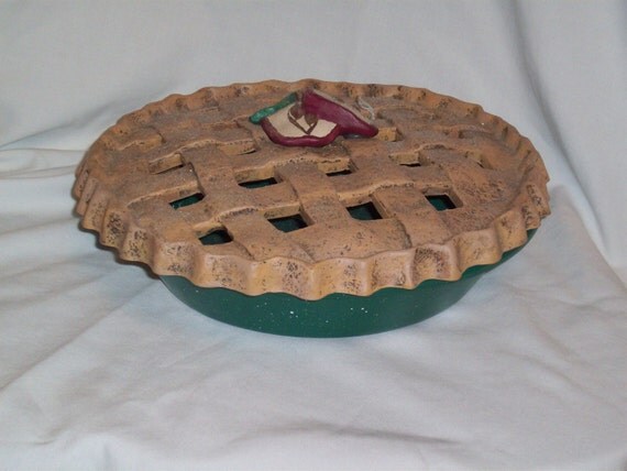 Country Potpourri Apple Pie Ceramic Container by Ragdoll722