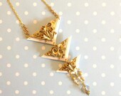 Fancy Flower Geometric Necklace