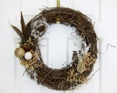 Natural Grapevine Wreath with Gold Glitter Accents