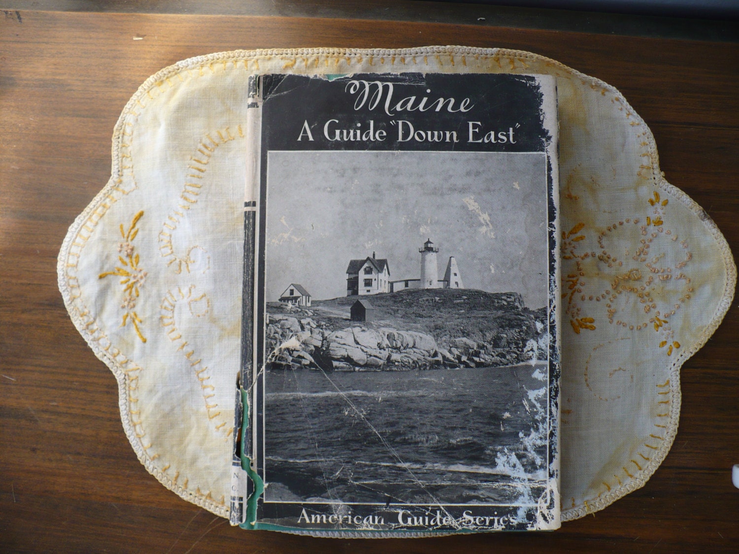 Maine A Guide Down East Book