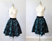 1950s Skirt /  50s Circle Skirt / Flocked Design / Andes Mint