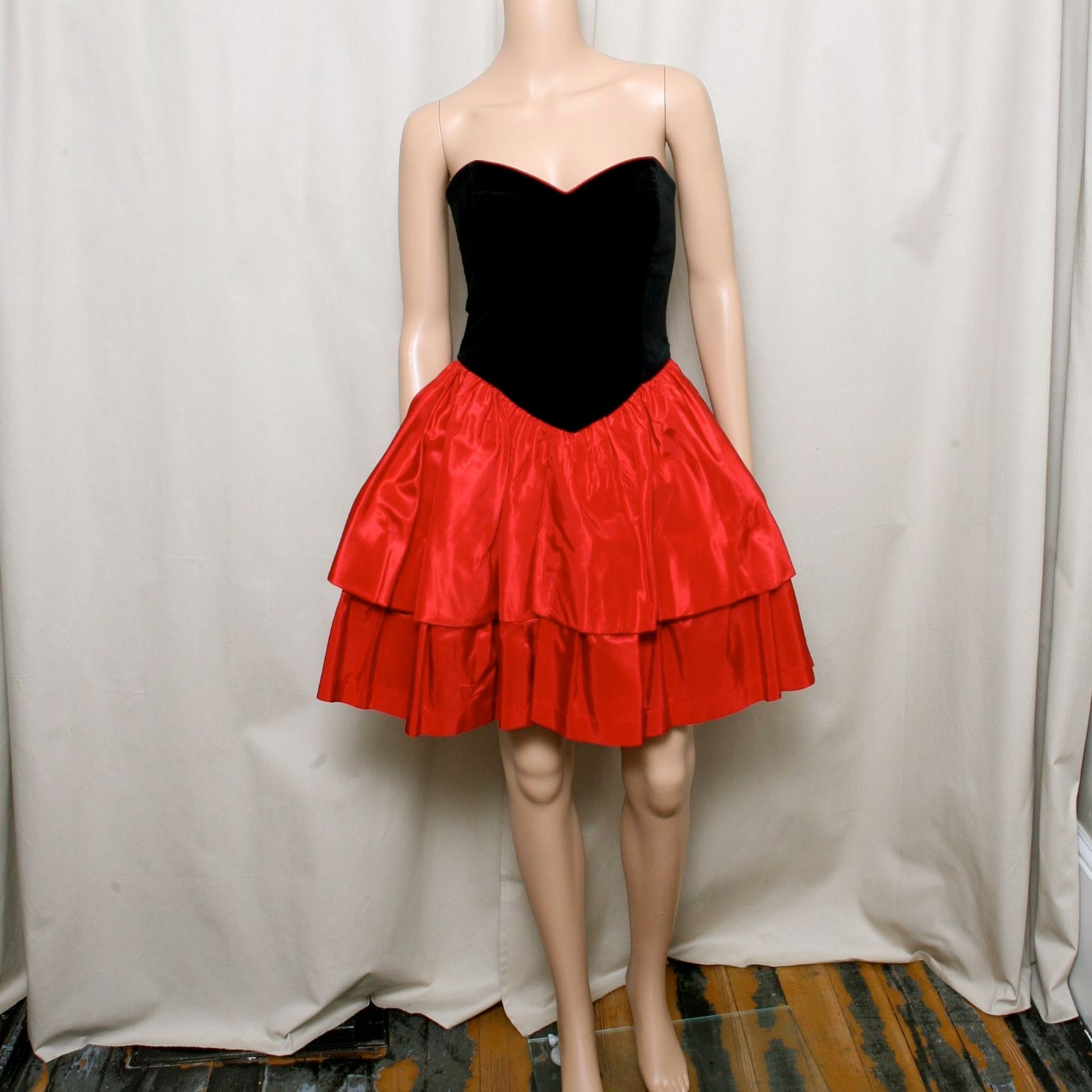 vintage laura ashley velvet and taffeta sweetheart party dress
