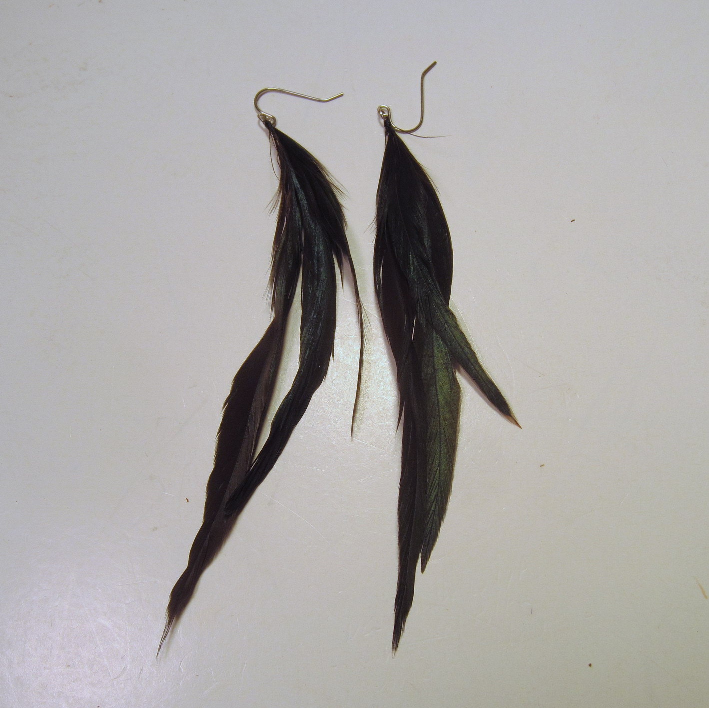 peacock blackFeather Earrings natural