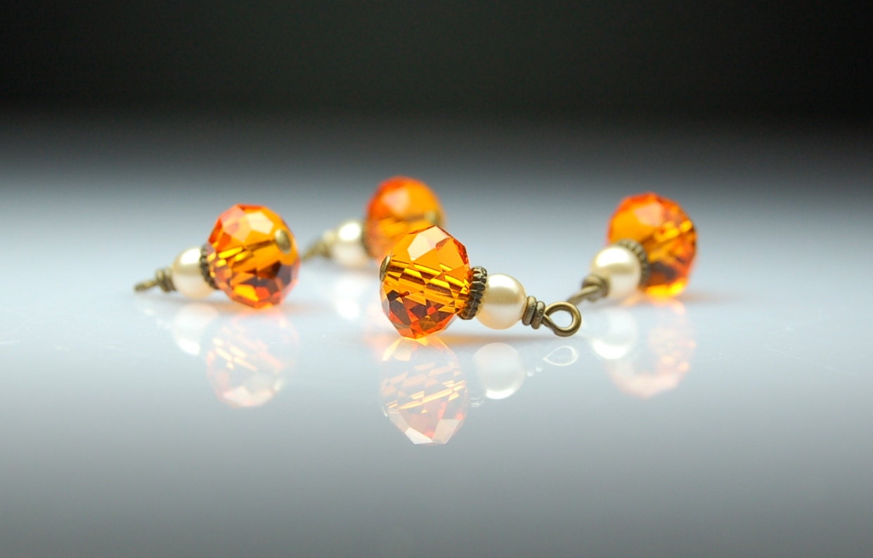 Vintage Style Bead Dangles Orange Glass Set of Four O22
