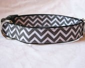 Grey Chevron Zig Zag Dog Collar (Large)