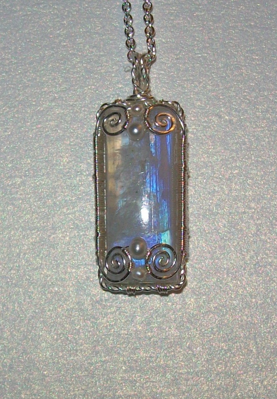 Rainbow Moonstone and Freshwater Pearl Pendant