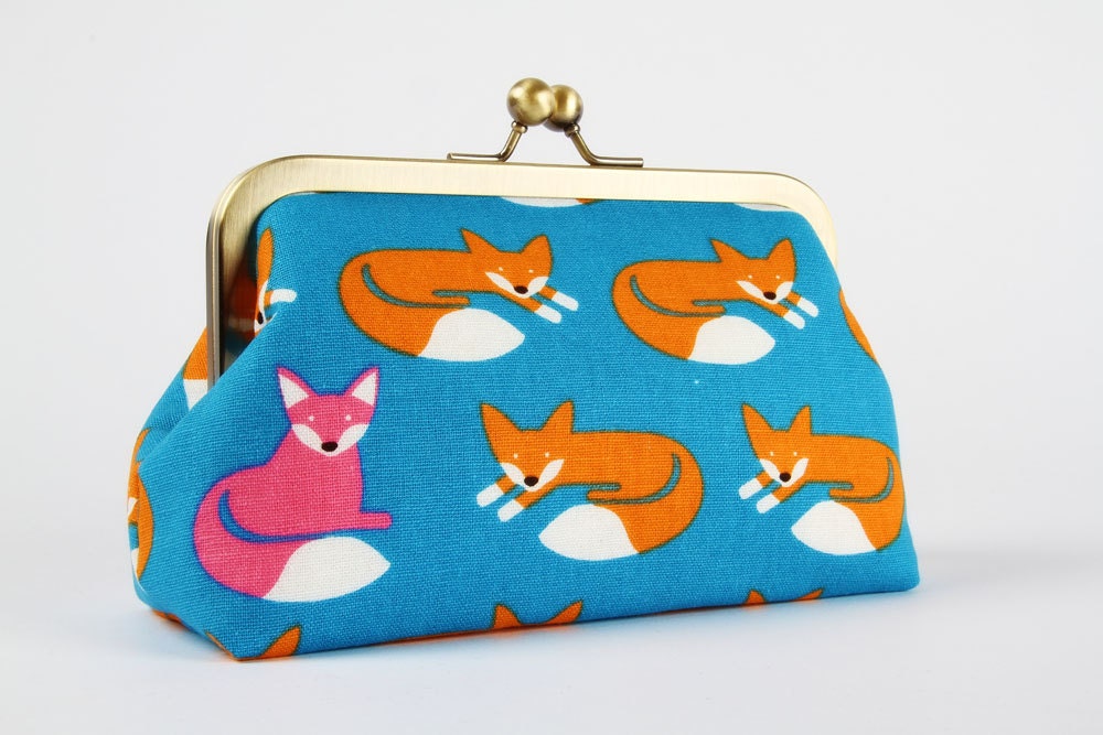 Bag pouch - Nordic fox on blue - metal frame clutch bag