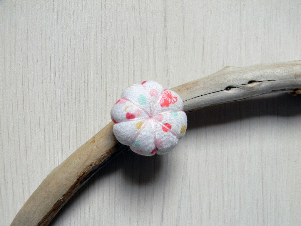 Cocktail ring, fabric flower ring, fiber jewelry. White, pink, aqua green,