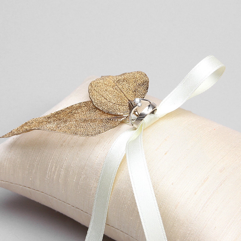Wedding Ring Bearer Pillow - Rustic Wedding, Bridal Ring Pillow