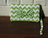 Wristlet Green Chevron with Polka Dot Bow