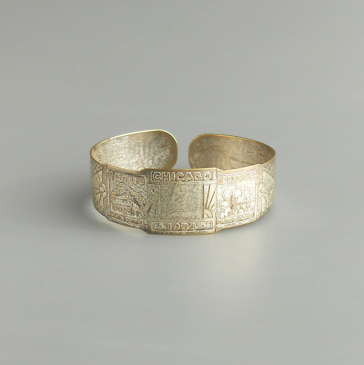 Art Deco Bracelet . World's Fair 1933 . Chicago. Century of Progress. Signet.