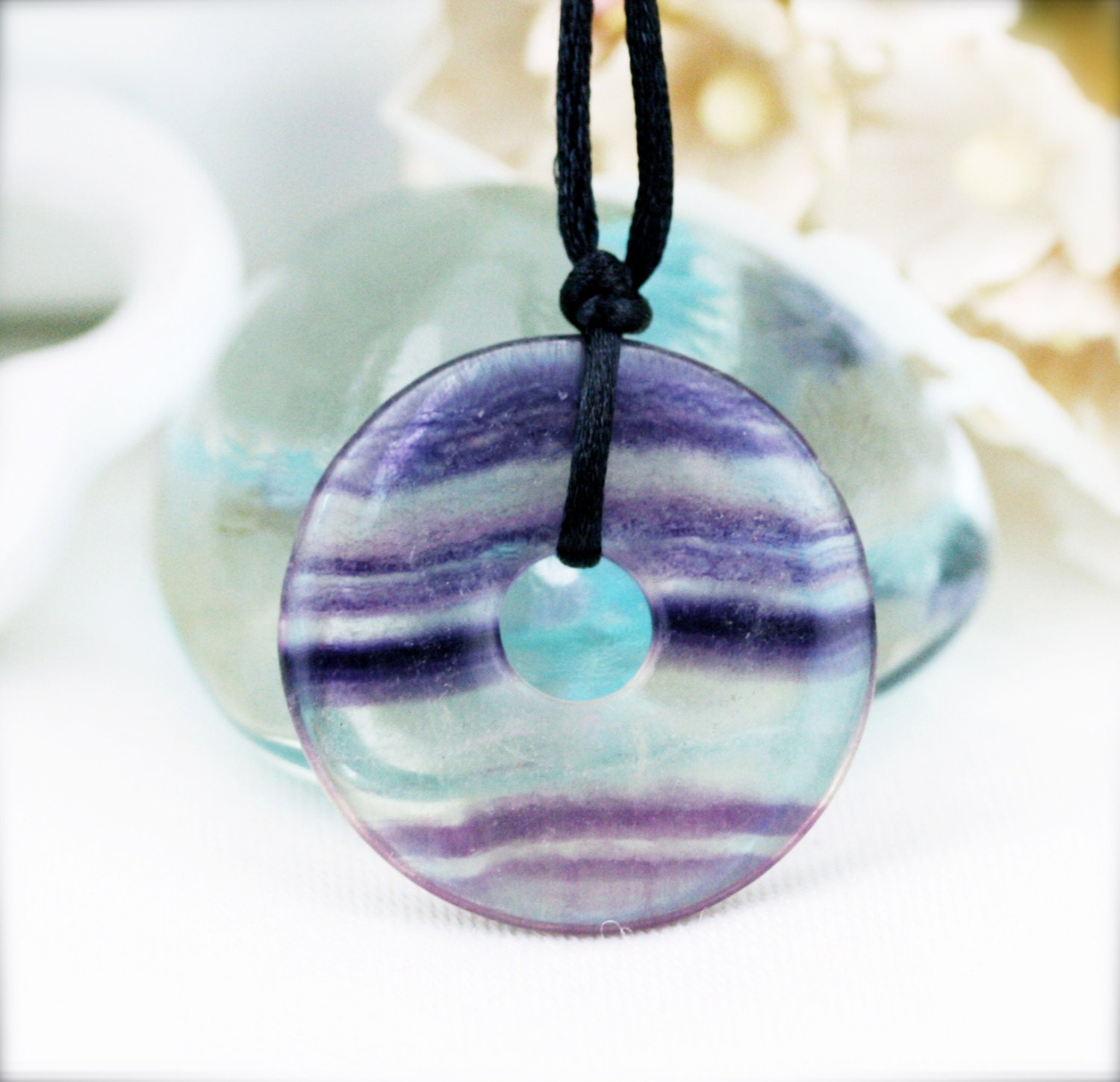 Focusing and spiritual awareness unisex necklace (DN), Fluorite
