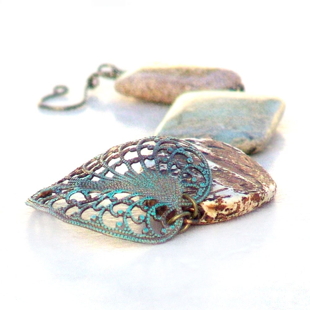 Rustic Beach Walk Gemstone Bracelet - Turquoise Leaf Beaded Bronze