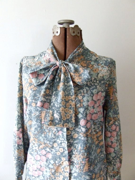 vintage 1970s slate blue ASCOT BOW floral blouse
