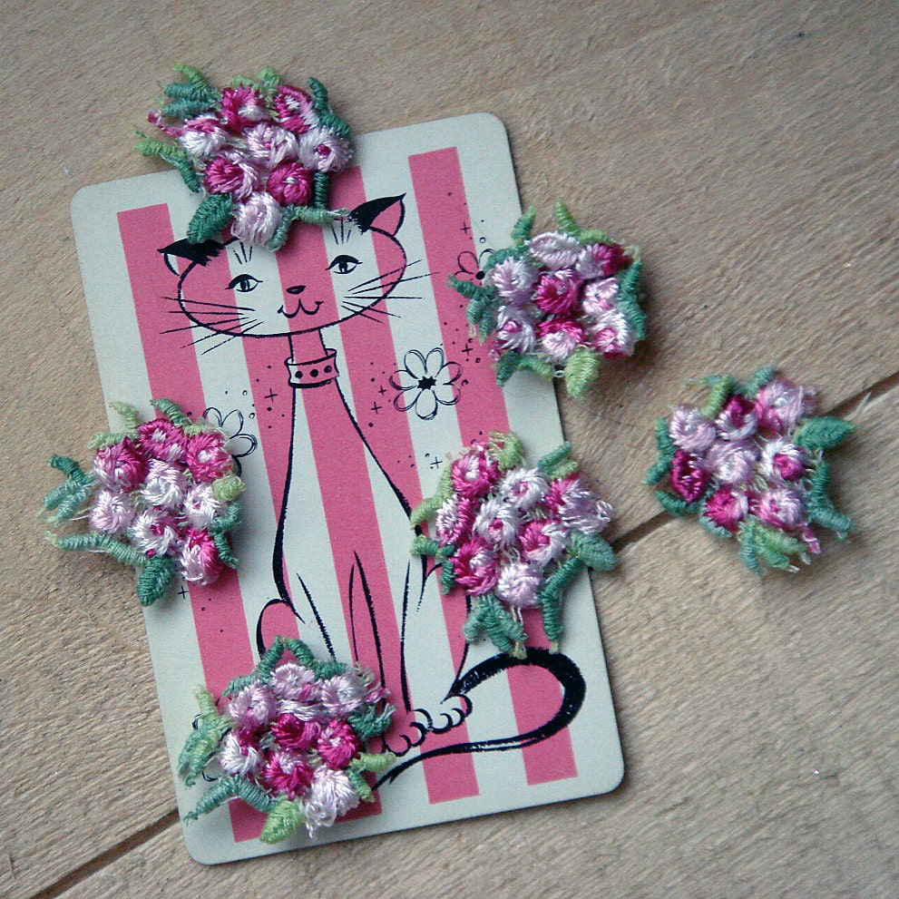6 pretty pink floral machine embellishment - no 461