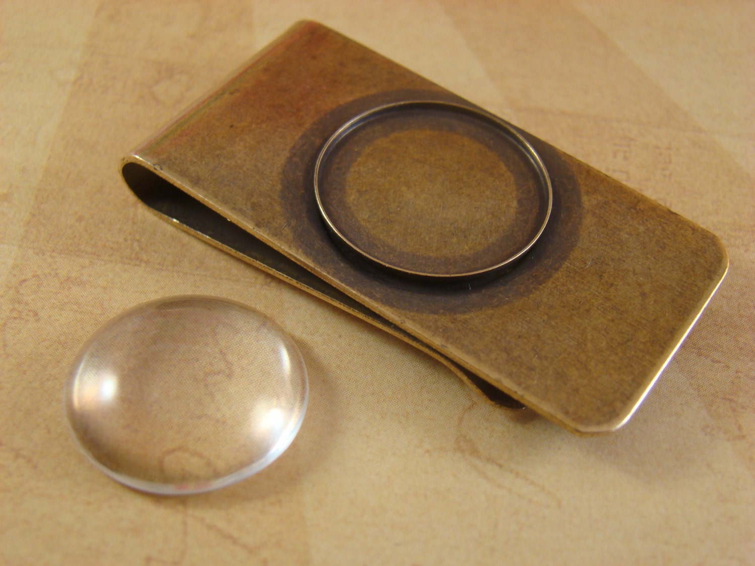 Money Clip - Antiqued Brass - with 20mm Bezel Setting & 20mm Glass - The Perfect Gift For the Guy Who Has Everything