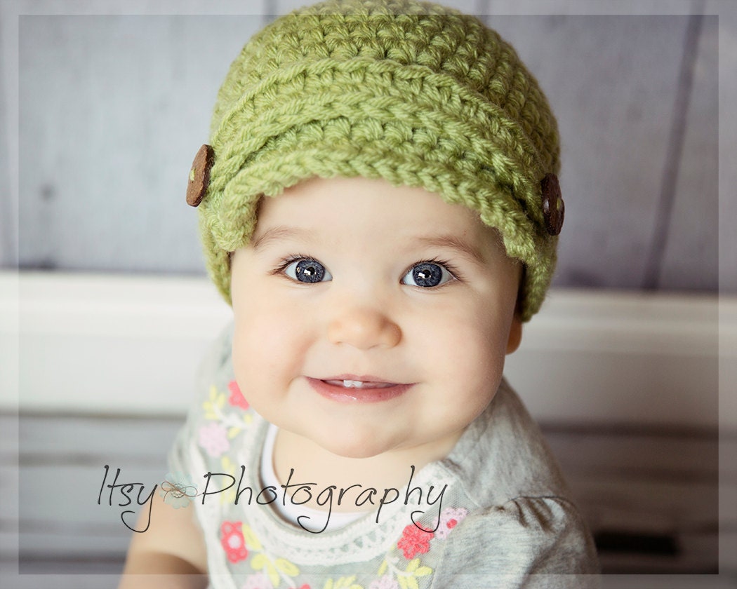 Baby Newsboy Hat, Crochet Baby Hat, Chunky Newsboy, wood buttons