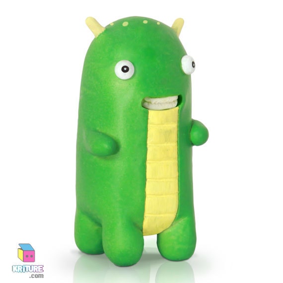 Formit - Little Monster Collectable Designer Toy in Resin -  Cute figure Funny character sculpture by Kriture
