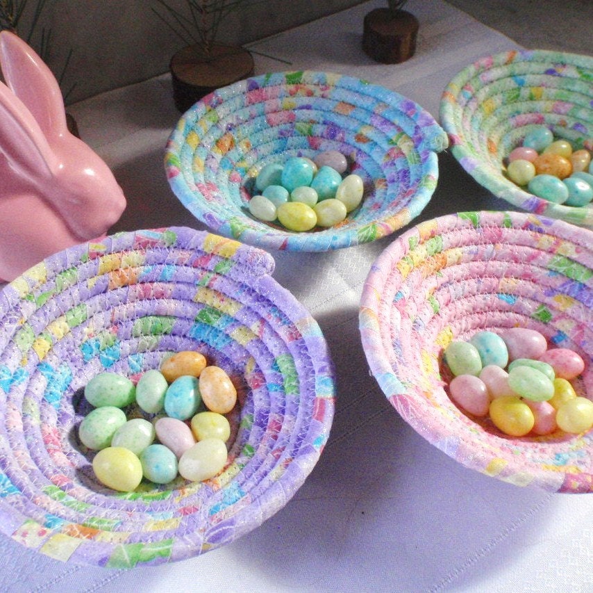 Pretty Pastel Bowls - Set of  4