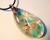 Sea Shells Blue Stones White Flowers Beach Pendant Nature Necklace Shore Resin Gunmetal Wire Teardrop Bohemian Jewelry