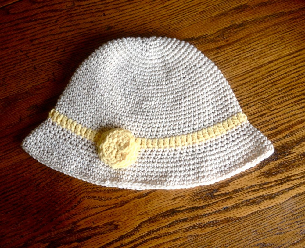 Womens Flapper Cotton Cloche Summer Hat Natural Eco Beige Lemon Yellow Stripe Crocheted Flower Embellishment  Breathable Soft Mothers Day