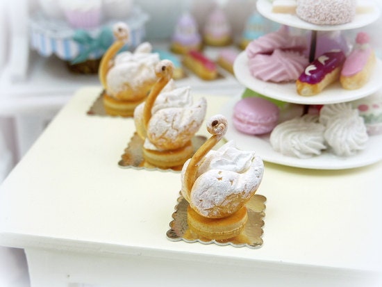 French Cream-Filled Pastry Swan in 12th Scale - Handmade Dollhouse Miniature Food