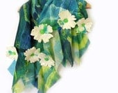 Nuno felt scarf. Felt scarf with 3D felt flowers. Mothers Day Gift. Spring silk scarf scarf. Emerald green teal blue and white