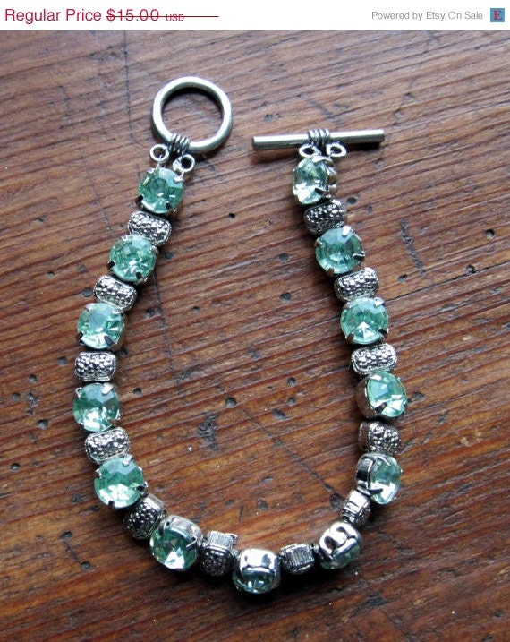 May sale Handmade Green Rhinestones and Silver Beaded Bracelet. Gift Box JB79