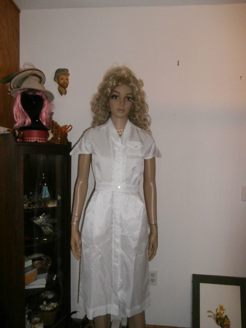 Vintage 50s  White Nurse Uniform Front Metal Zipper Medical New with out Tag