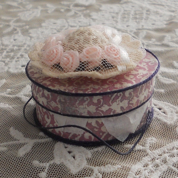 Miniature Vintage Pink Rose Ladies Hat in Hatbox