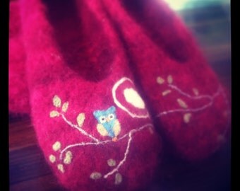 Ready to ship... Wool Felted Stull slippers ...  Natural brown ... Women's US size 10