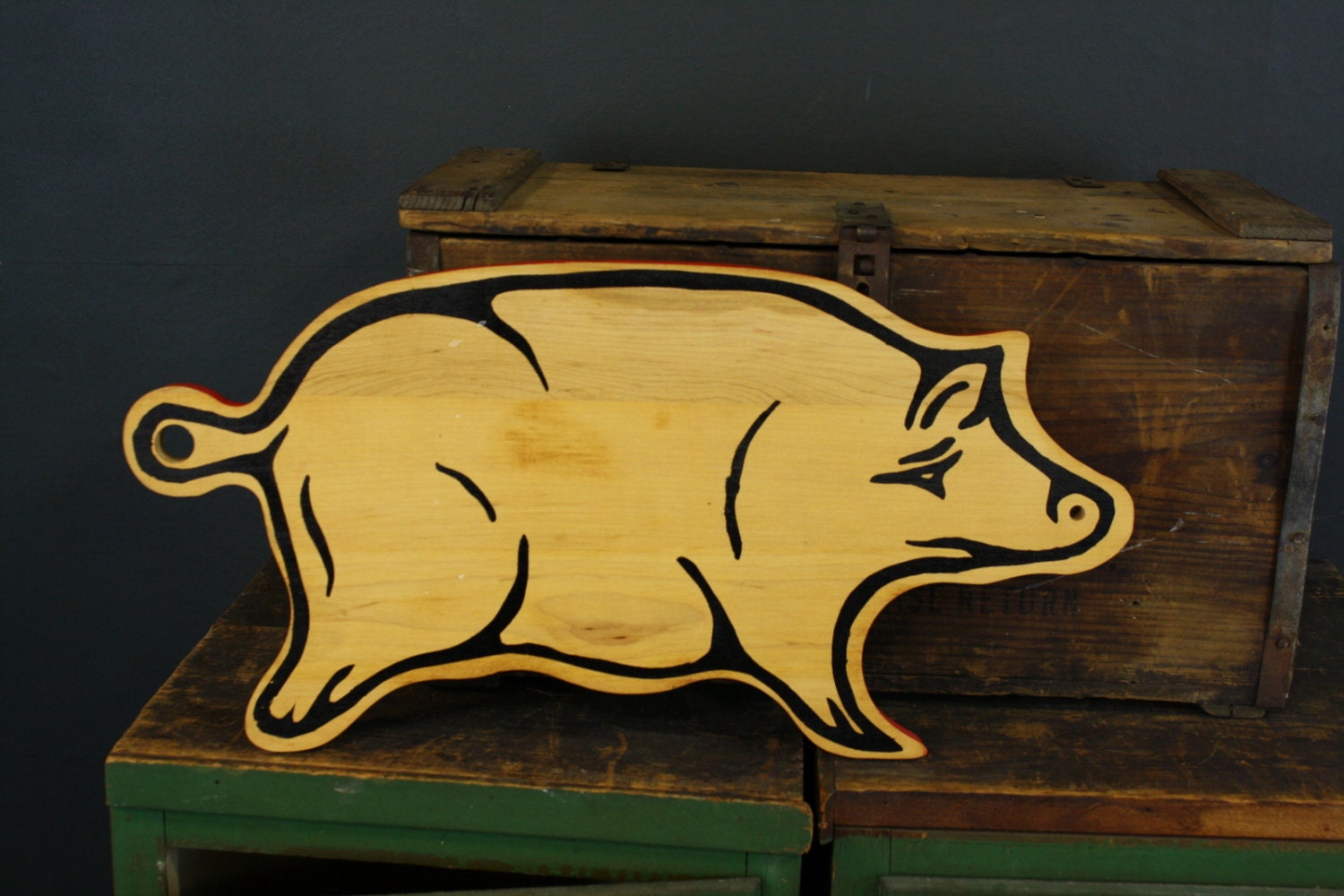 Pig Wood Cutting Board