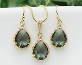 Wedding Jewelry Bridesmaid Jewelry Bridesmaid Earrings Bridesmaid Necklace Black Diamond Glass Gold Trimmed Pear Cut Bridesmaid gift