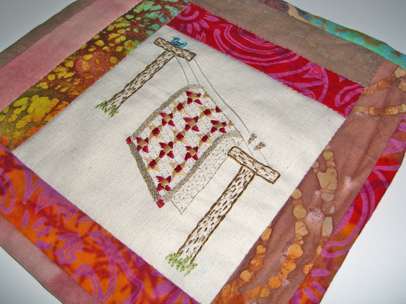 Quilt Love, quilt hand embroidery pattern, quilting, quilted, sewing, seamstress, quilter, bird, clothes line