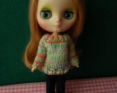 Middie sweater