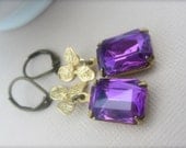 REGAL PURPLE -  Vintage Glass Jewels With Small Orchid Flower