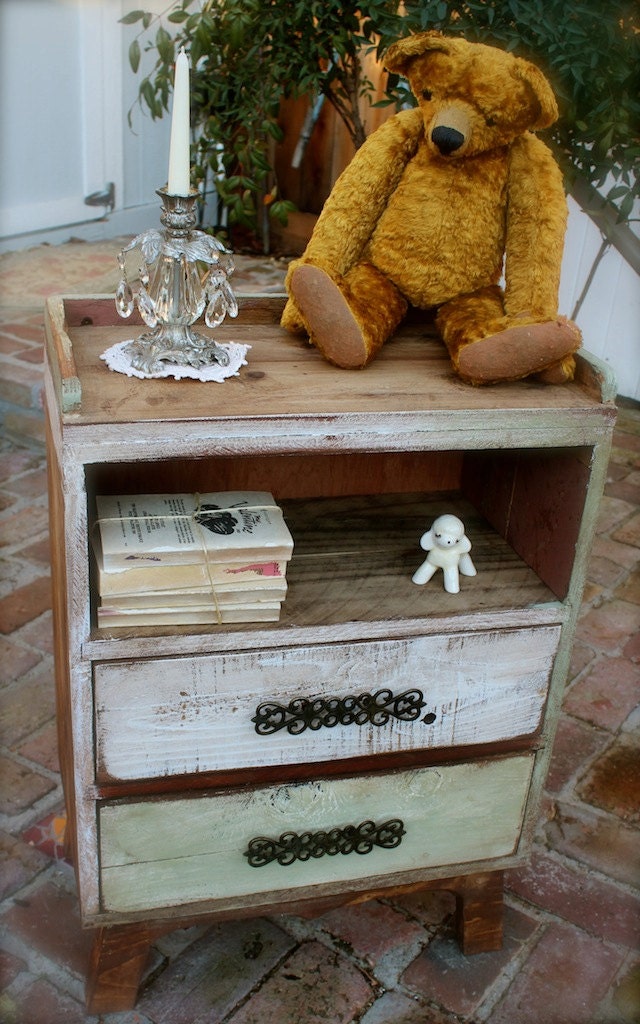 Rustic Table - Handmade - Honey's Treasures - Wooden Furniture - Reclaimed Wood - Ready to Ship