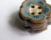 Blue/brown flower buttons