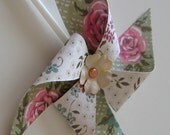 Pinwheel Cupcake Toppers - Vintage Floral - Set of 12 Il_170x135