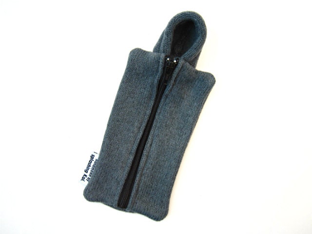 iPhone 5 Case / Samsung Galaxy 3 Case / Hoodie Case / Android Case (Dark Grey - Black)